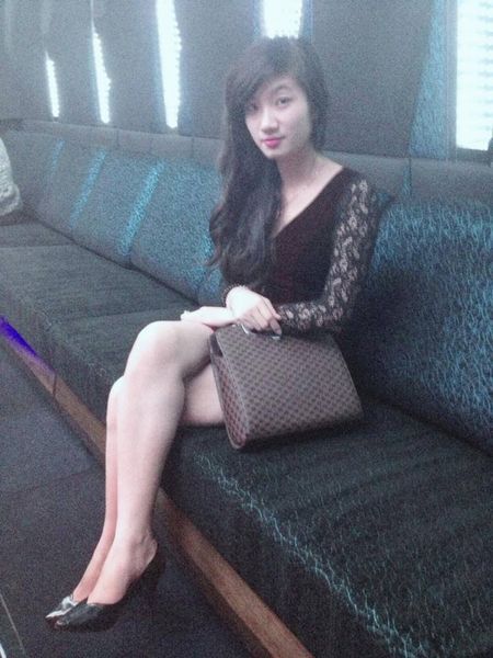 h文婚纱店里被强
